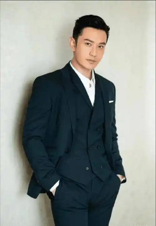 有种"整容"叫黄晓明分手,杨颖早已风光不再,他却像换了个人_品牌_事业