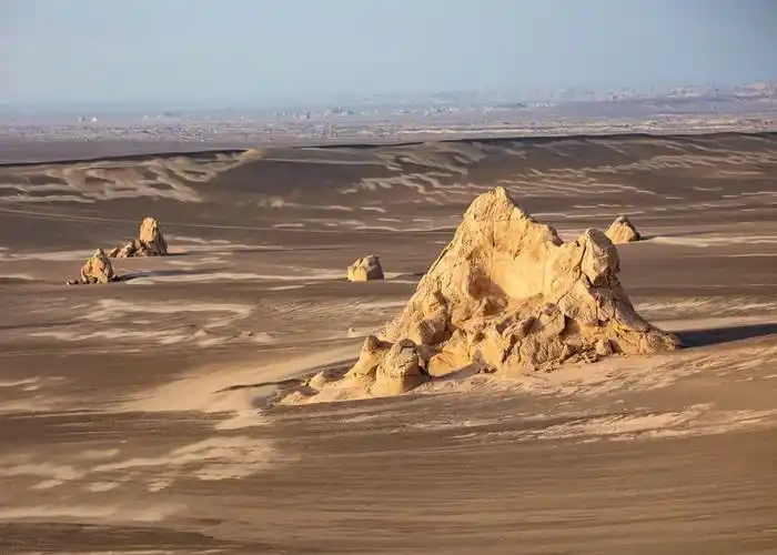 南疆哈密戈壁无人区摄影创作小记