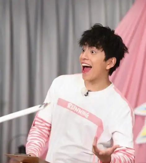 奔跑吧第4季baby唱歌真的特别好听(王大陆全程走调)(9)