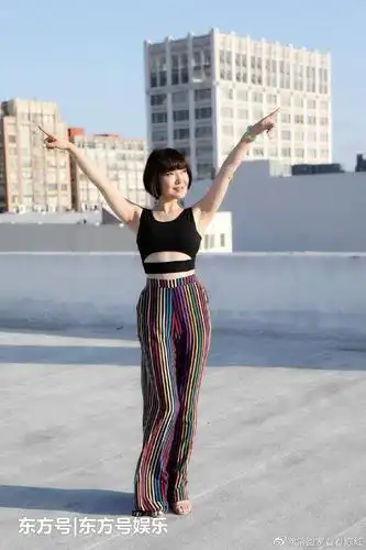 歌手陈红近照身材火辣性感,曾患病差点瘫痪,前夫出轨人尽皆知