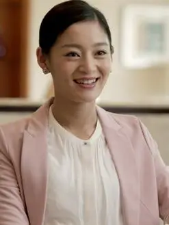 林舒(王媛可饰演)