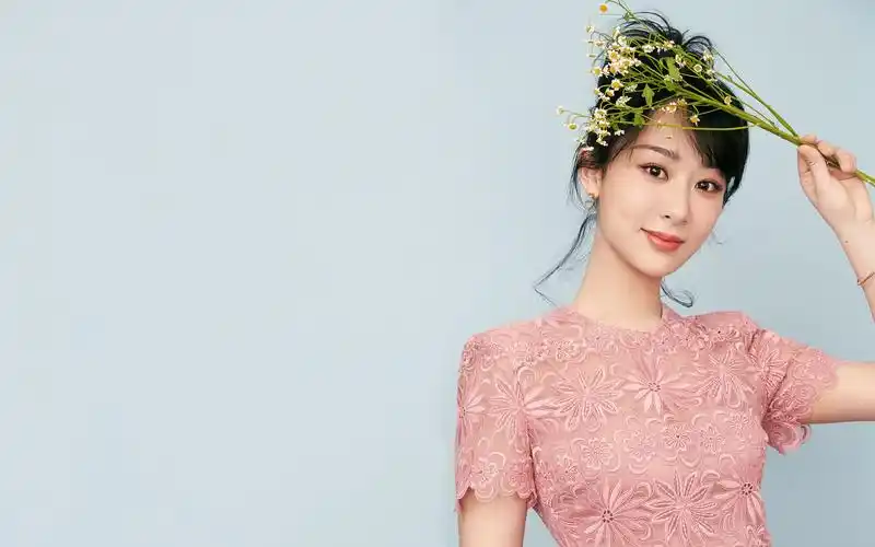 杨紫文静甜美写真图片桌面壁纸