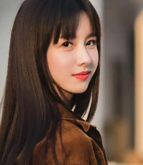 天生的"美人脸"都有这几个特征,能中3个颜值就不低,素颜更好看