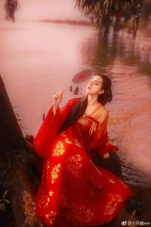 "缘是为了等他,方做了这孟婆