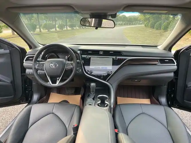 丰田 凯美瑞  2019款 改款 2.0g 豪华版图片