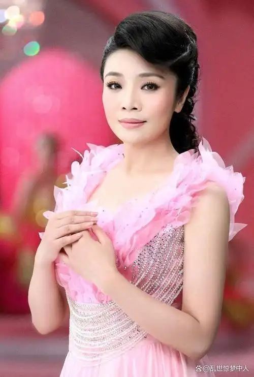 中国大陆10位美女歌唱家个个美丽温柔谁才是你最喜欢的