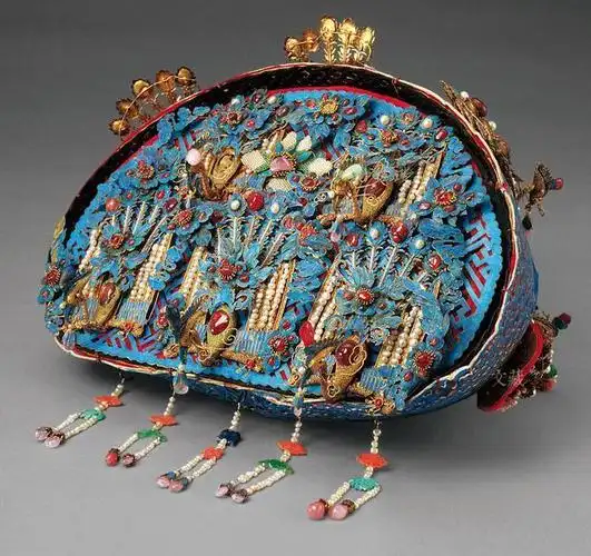 清代皇族女性嫁妆中的头饰