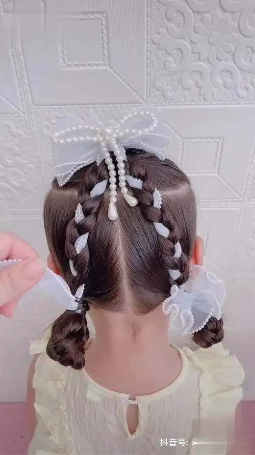 儿童编发教程 飘带这样扎真好看-时尚视频-搜狐视频