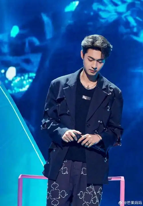 秦霄贤线下音乐活动首秀