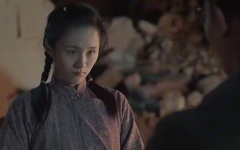 红旗渠:水莲抱着念祖遗物,往日美好涌上心头,哭成泪人