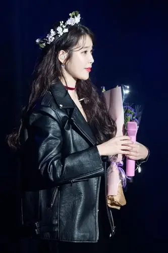 iu李知恩图片iu活动照图片