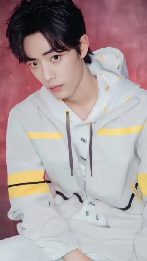 2019年12月25日,圣诞节的肖战考古 ,送上肖战@x玖少年团肖战daytoy 的