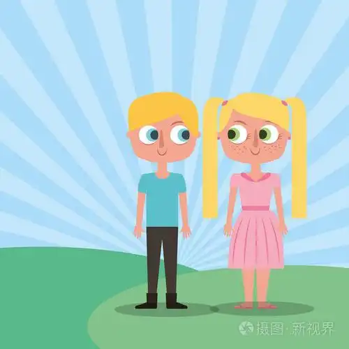 可爱的女孩和男孩牵手在草地上的兄弟姐妹