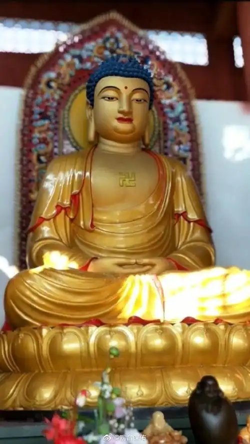 佛菩萨慈悲,佛光普照,庇佑身体康泰,运势顺遂.#释迦牟尼佛