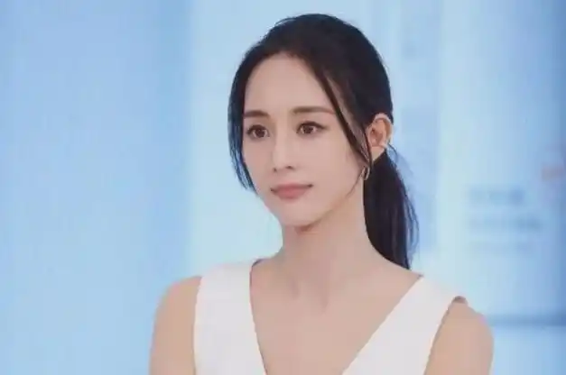 被张钧甯的发言清醒到把面包拿到手再去谈场纯粹的恋爱