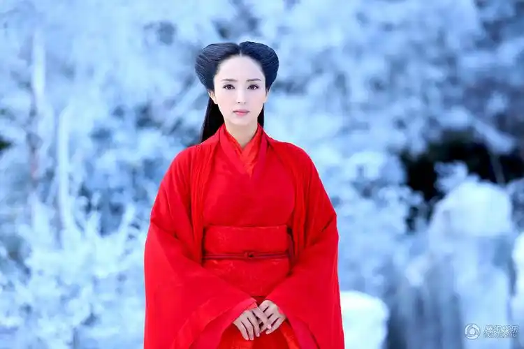 《神雕》董璇版林朝英红衣惊艳 为爱痴狂唯美动人