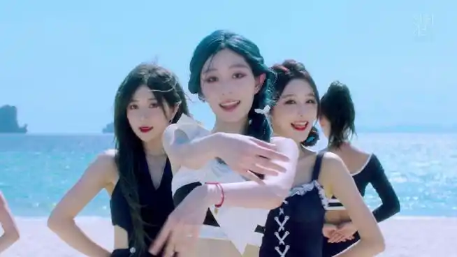 snh48爱的回响泳装mv##snh48全员泳装造型