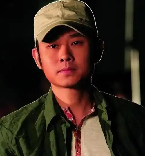 刀郎曾经有多火?给谭咏麟写歌,就连王健林都在年会上唱他的歌