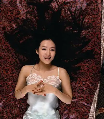 美体诱惑多位女明星睡衣照