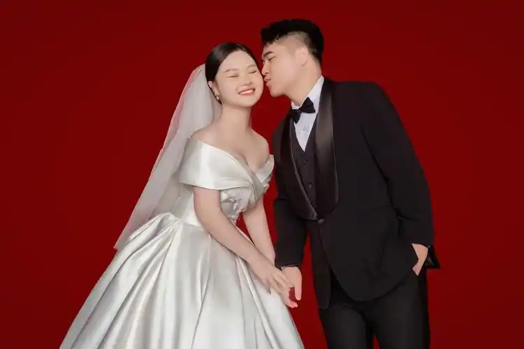 焒 既许一人偏爱,愿尽余生之慷慨7815#晒一晒我的婚纱照 # - 抖