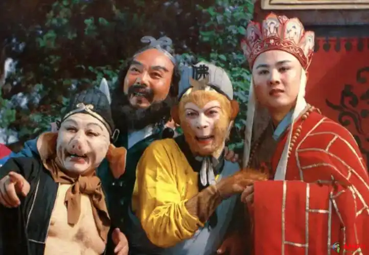 西游记1982年开始拍摄,同年10月1日首播试集《除妖乌鸡国》.