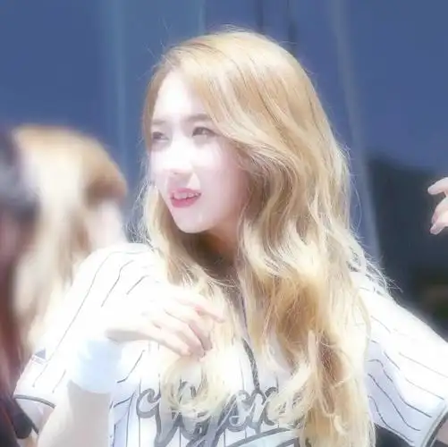 爱豆头像孟美岐