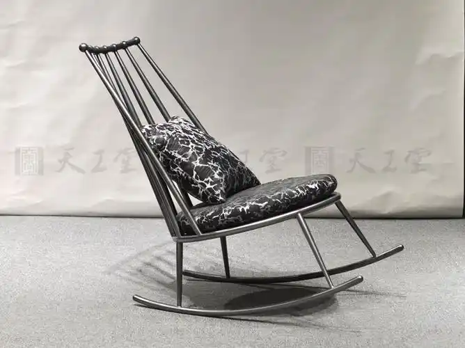 高档不锈钢摇椅