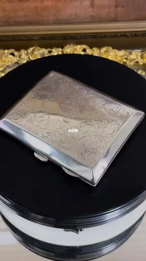 英国银烟盒 925纯银 满工雕刻 烟盒