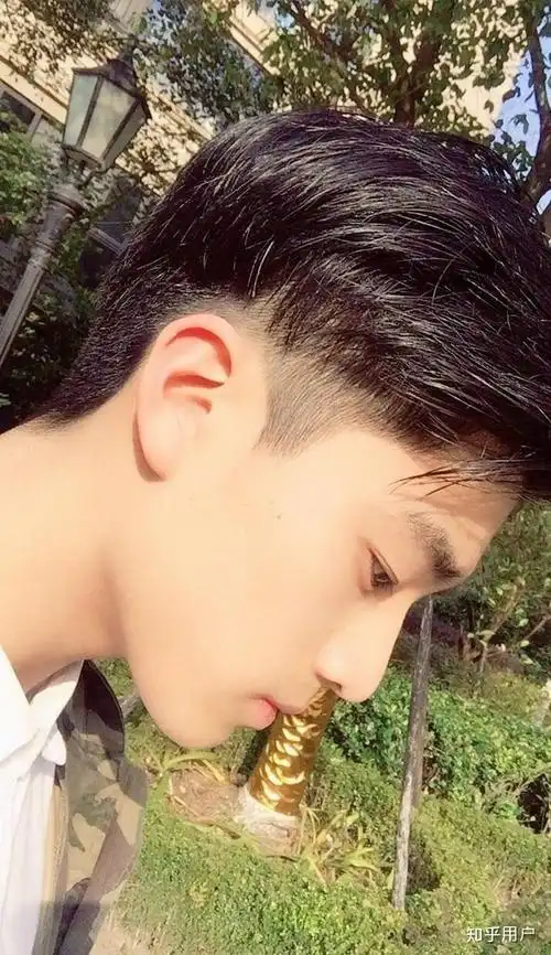 男生长得帅是一种什么体验?