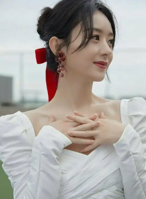 赵丽颖34岁生日庆生照真的好喜庆啊