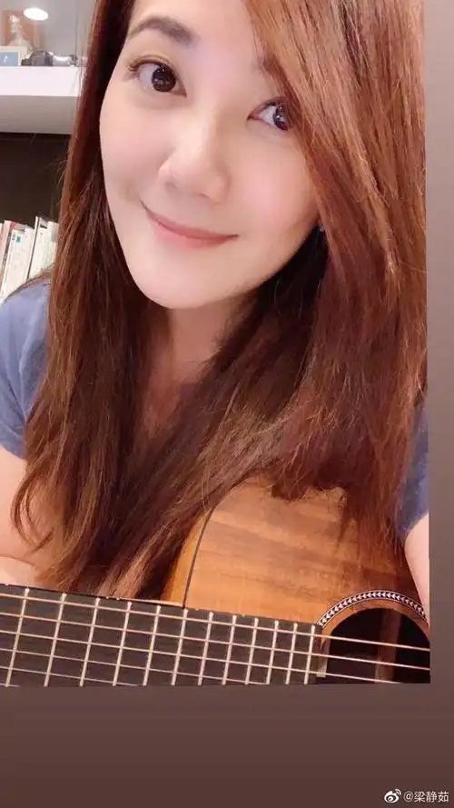 曝梁静茹与前夫参加儿子毕业典礼 离婚八月后同框