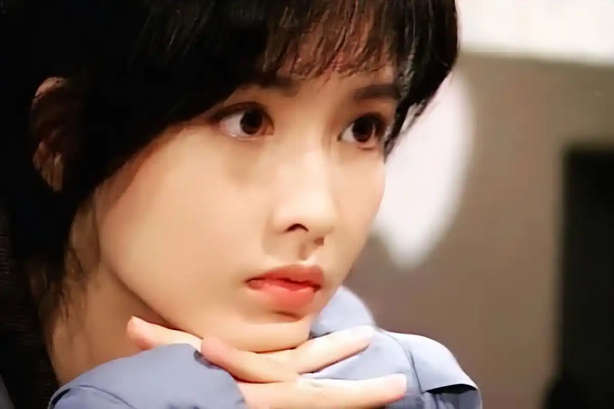 周慧敏:岁月不败的"玉女掌门人",56岁惊艳亮相引发热议