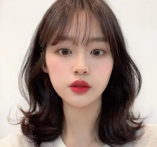 2022短发波波头发型图片,最火推边头波波头大波浪图片