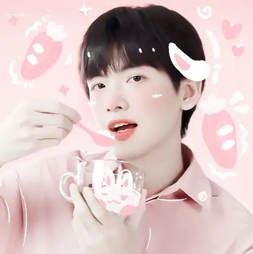 翟潇闻头像(侵可删)