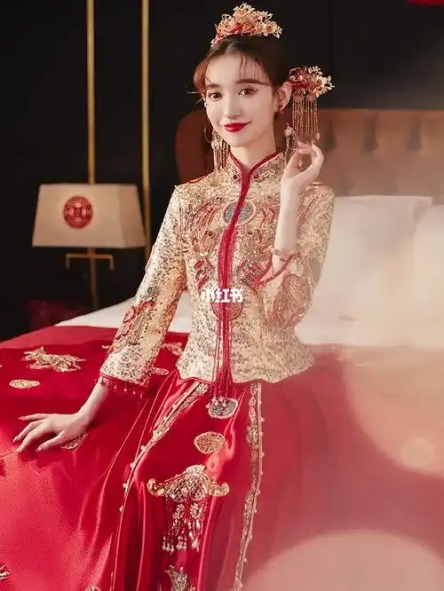 中式婚礼秀禾服