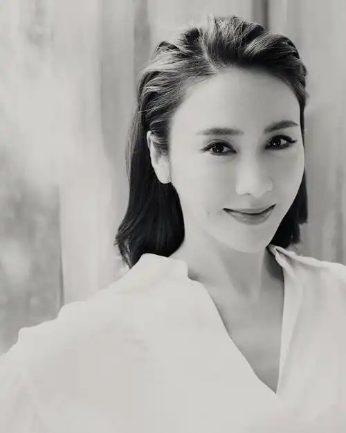 黎姿张柏芝郑秀文发起挑战传递女性力量