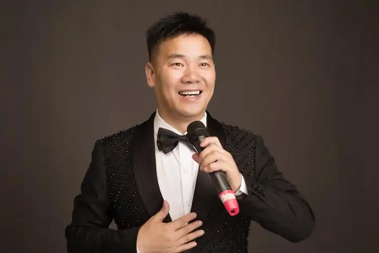 p>张正学中国新民歌男歌手;毕业于 a target="_blank" href="/item