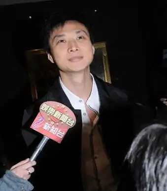 倪震个人资料以及家庭背景介绍倪震的女友是谁