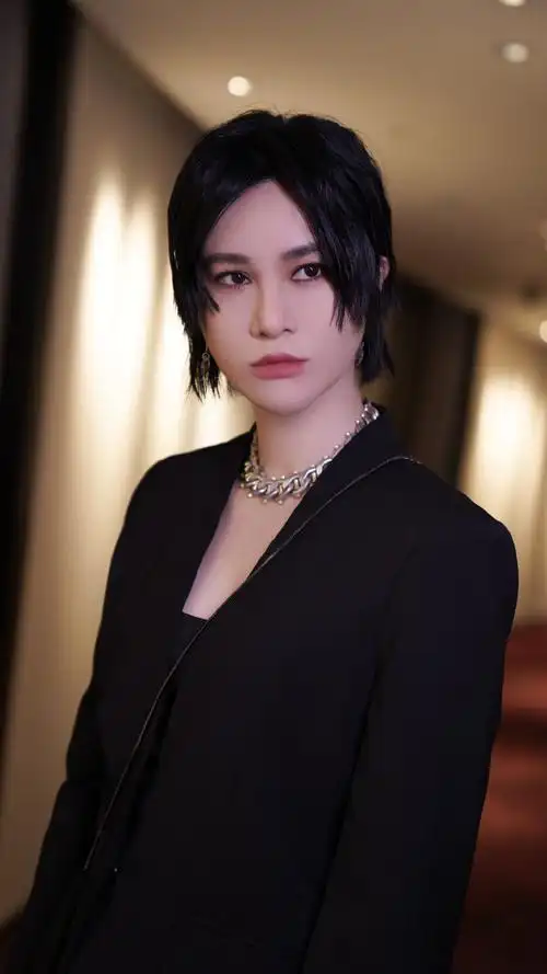 电子唱作人尚雯婕