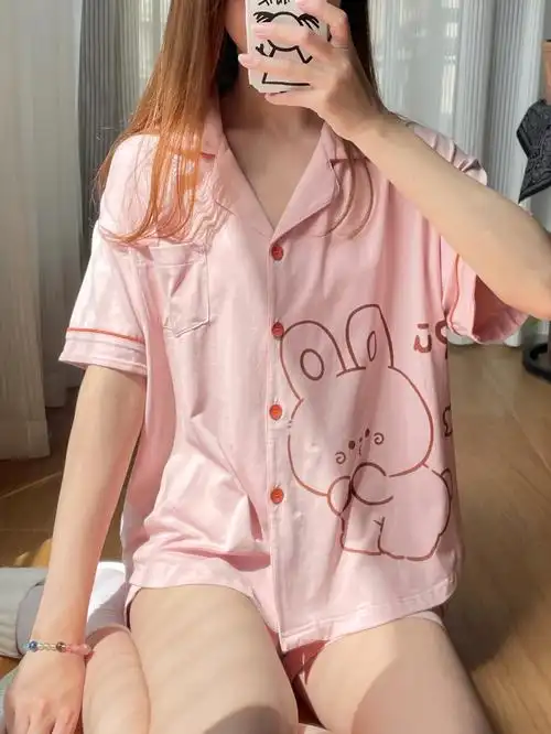 阳光是最美好的滤镜吖兔叽睡衣可可爱爱