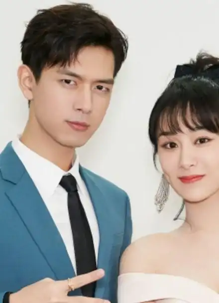 [李现 杨紫]终于看到佟年韩商言和弟弟的婚礼了!