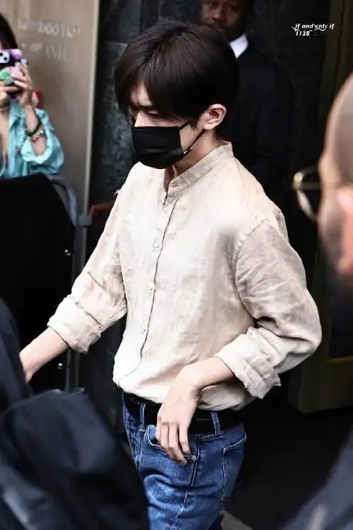 易烊千玺米兰时装周路透##易烊千玺米兰路透