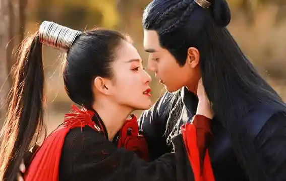 白鹿许凯是情侣吗白鹿感情史起底