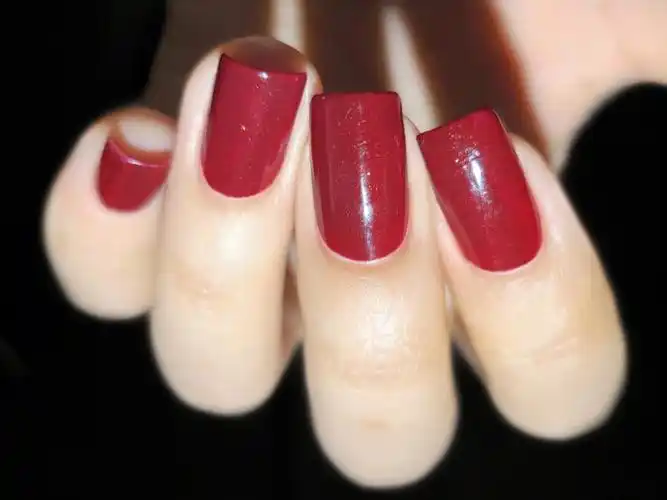 masura枣红色指甲油