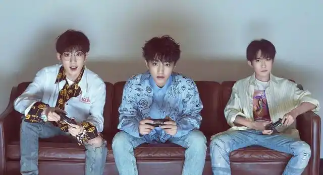 热血同行黄子韬易烊千玺双男主超燃网剧,看一集就入坑的剧