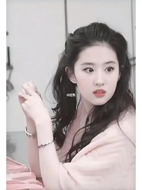 各位刘亦菲们总觉得自己个子矮怎么办