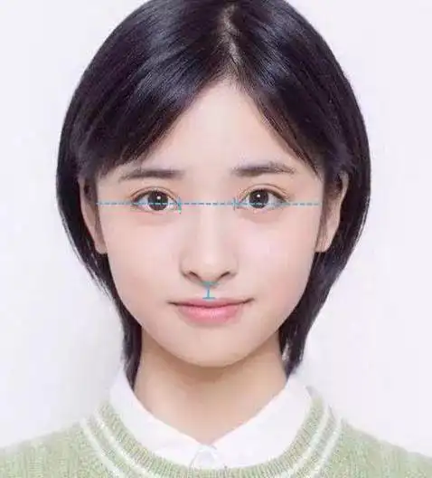 出道1年就演流星花园的女主到底什么来路