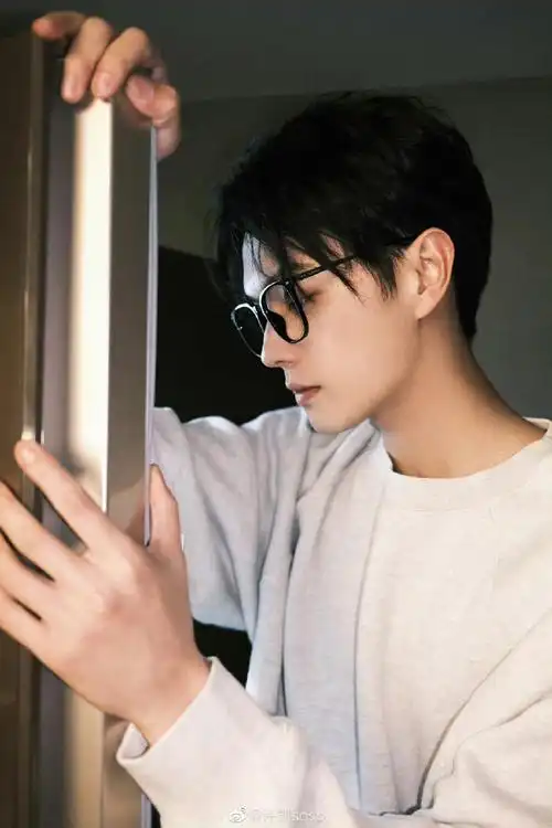 许凯12月行程图