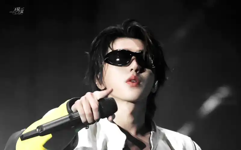 盘点蔡徐坤bking的照片