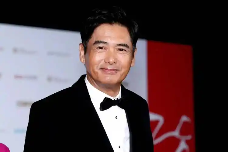 周润发夫妇高调亮相韩国红毯!